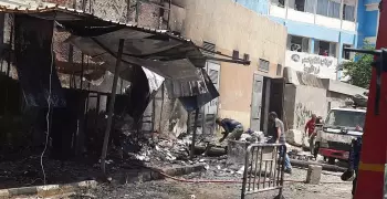 حريق قسم شبرا الخيمة اليوم.. اشتعال النيران في جدران السجل المدني (فيديو وصور)